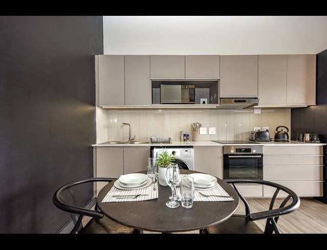 1 BEDROOM APARTMENT FOR SALE IN SANDOWN